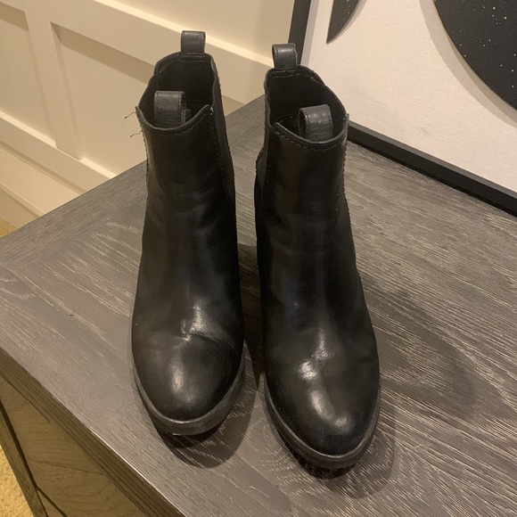 Black Heel Boots - Picture 2 of 2